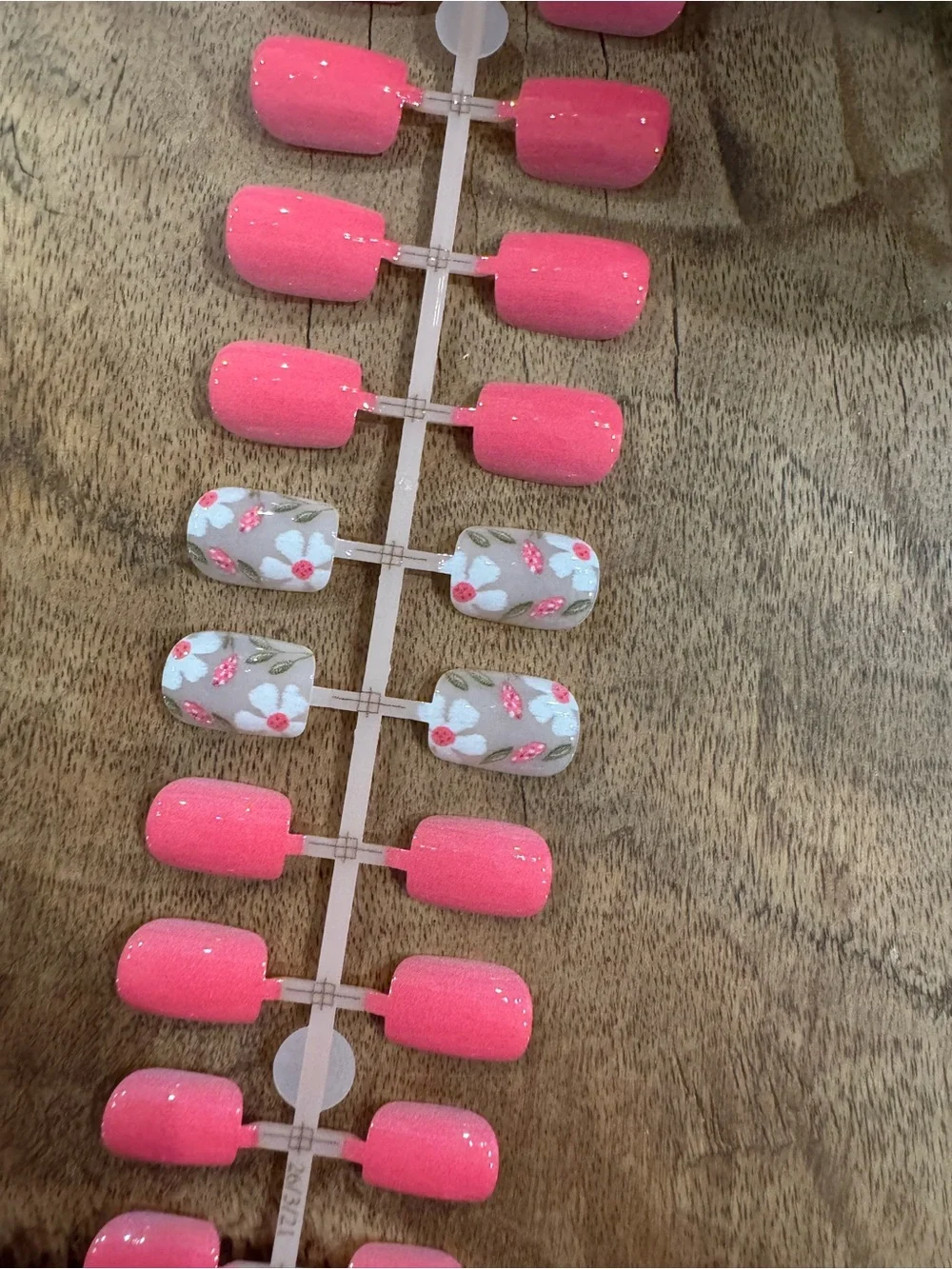 Pink Floral Press-On Nails | 24 Pc Short Glossy Square